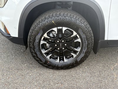 2027 GMC Acadia AT4