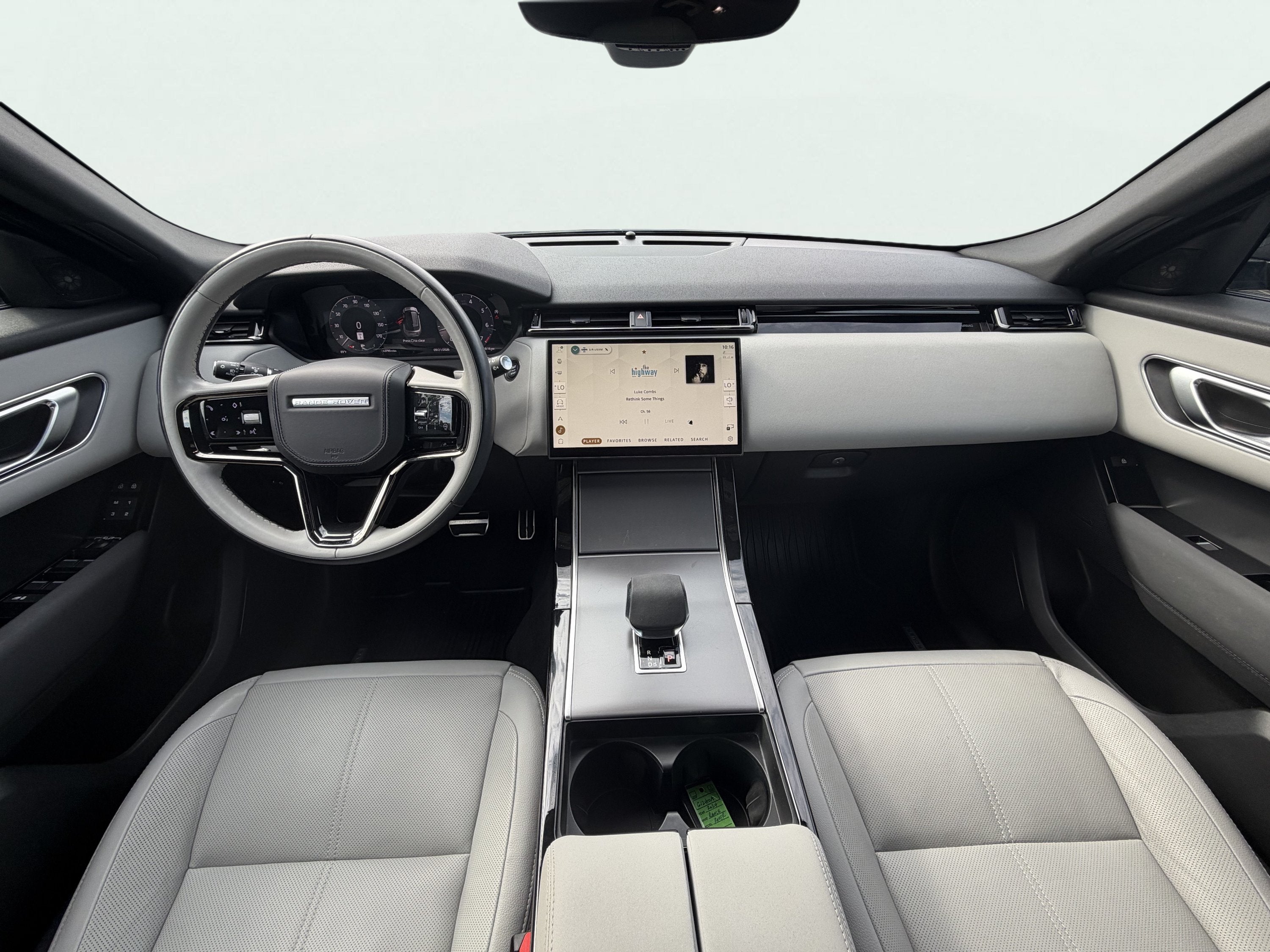 2024 Land Rover Range Rover Velar Dynamic SE