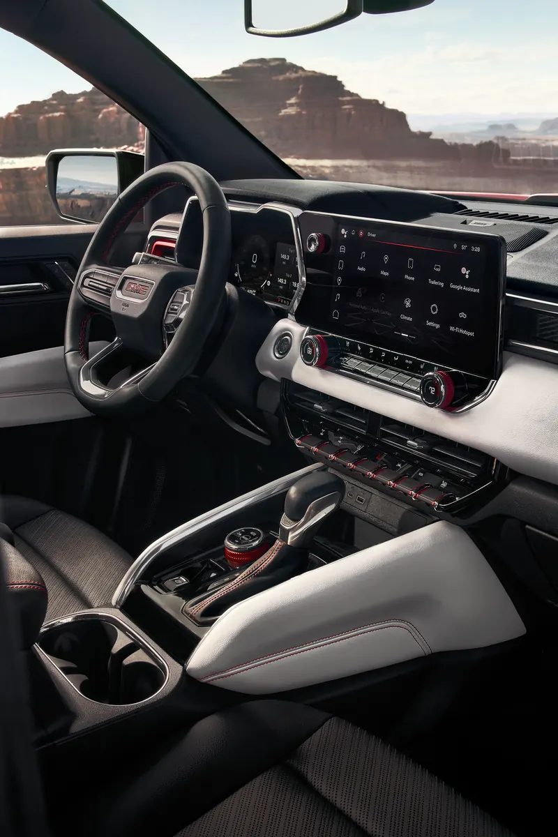 2026 GMC Canyon infotainment system at Harper GMC in Minden LA